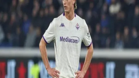 大乐透期号专家推荐：米切尔600场达15000分，现役第三速